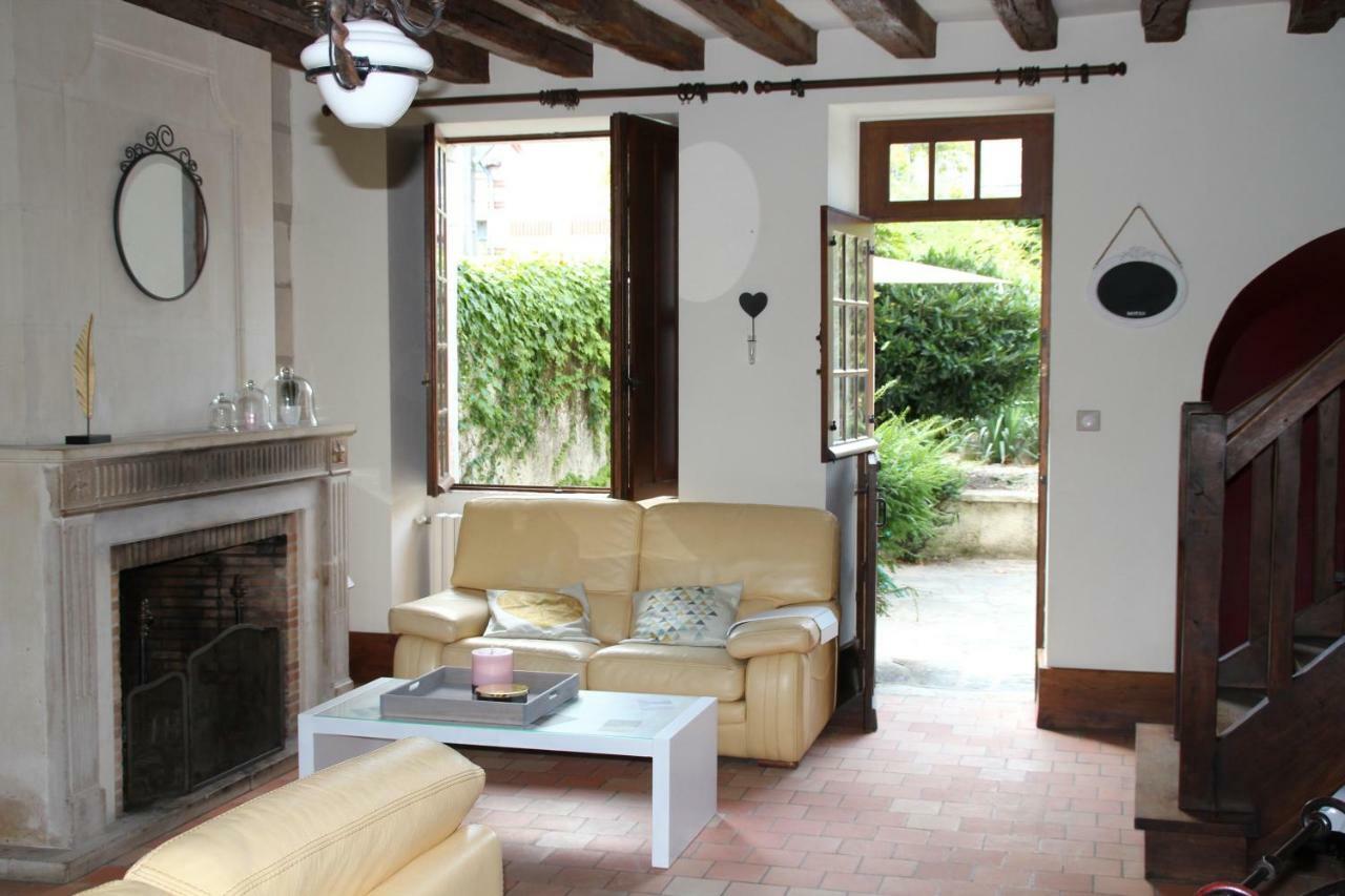 Gite Au Pres Du Lys Saint-Martin-le-Beau Екстериор снимка